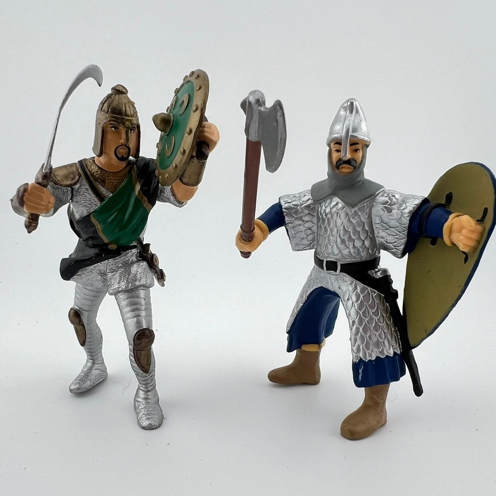 Papo Medieval Fighters Lot of 2 Figures 2000s 4" Knights w/ Weapons & Shields